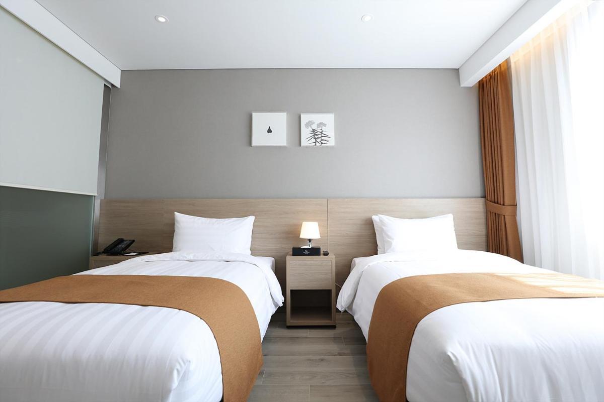 Gangneung City Hotel Exterior photo