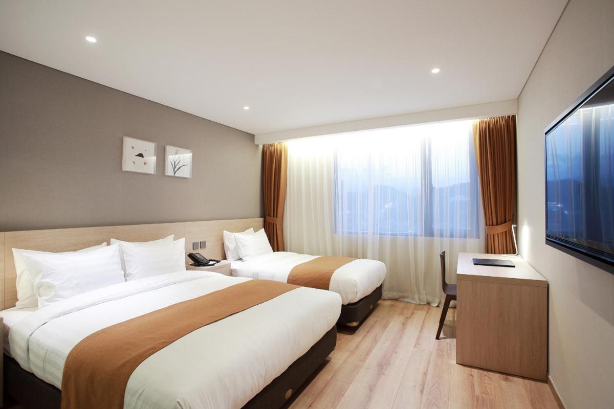 Gangneung City Hotel Exterior photo