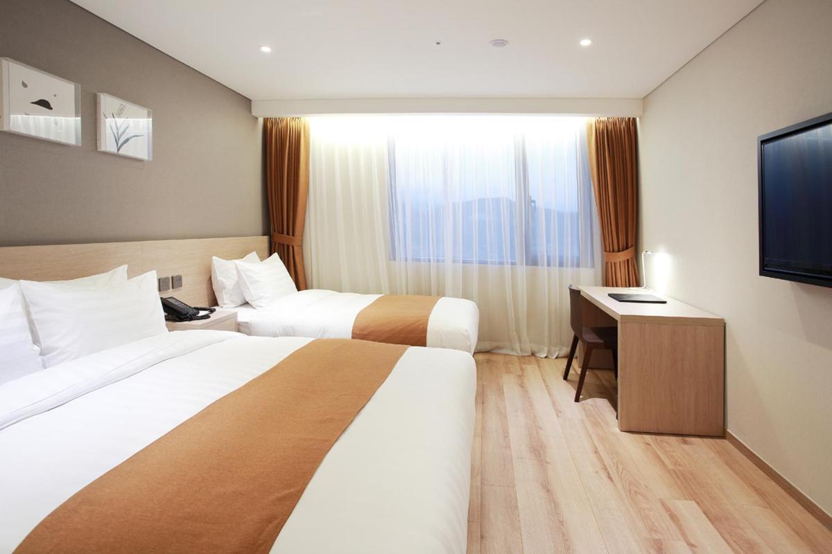 Gangneung City Hotel Exterior photo