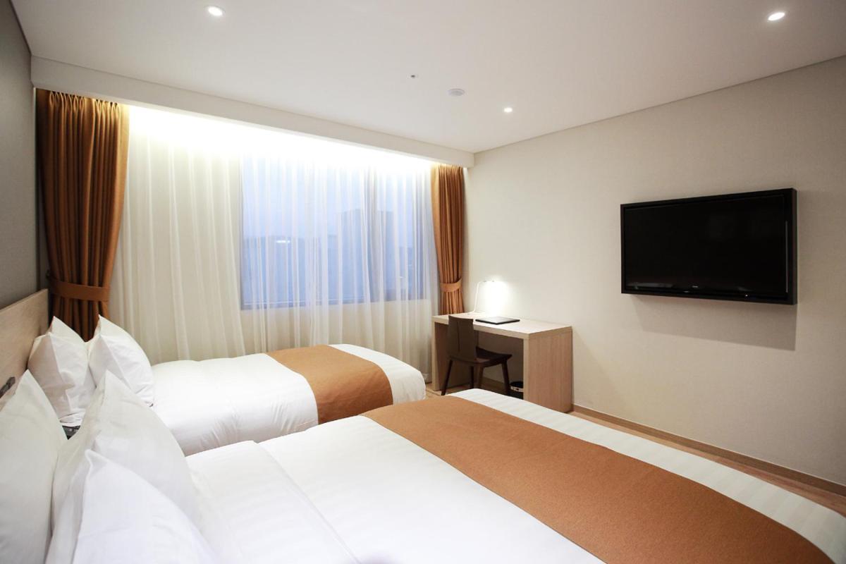 Gangneung City Hotel Exterior photo